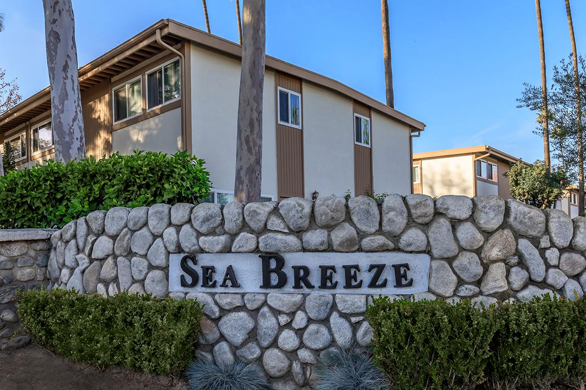 Sea Breeze Rental Townhomes monument sign