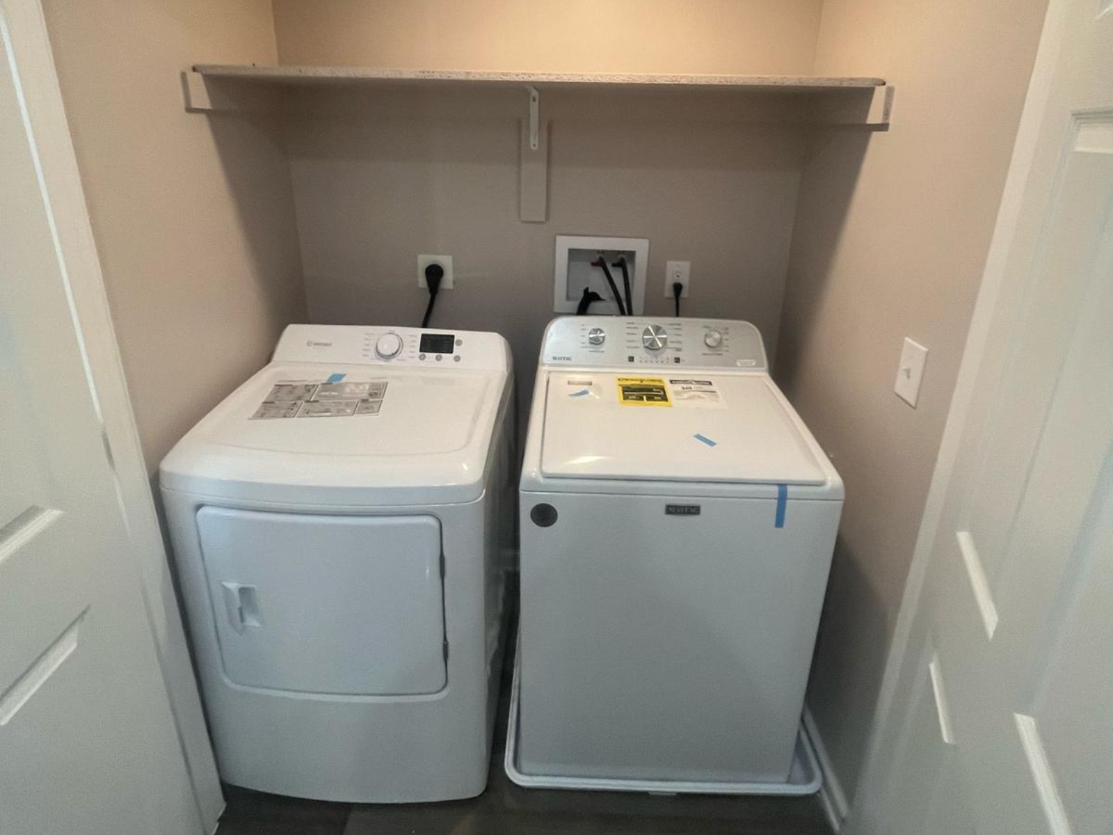 In Unit Washer/Dryer
