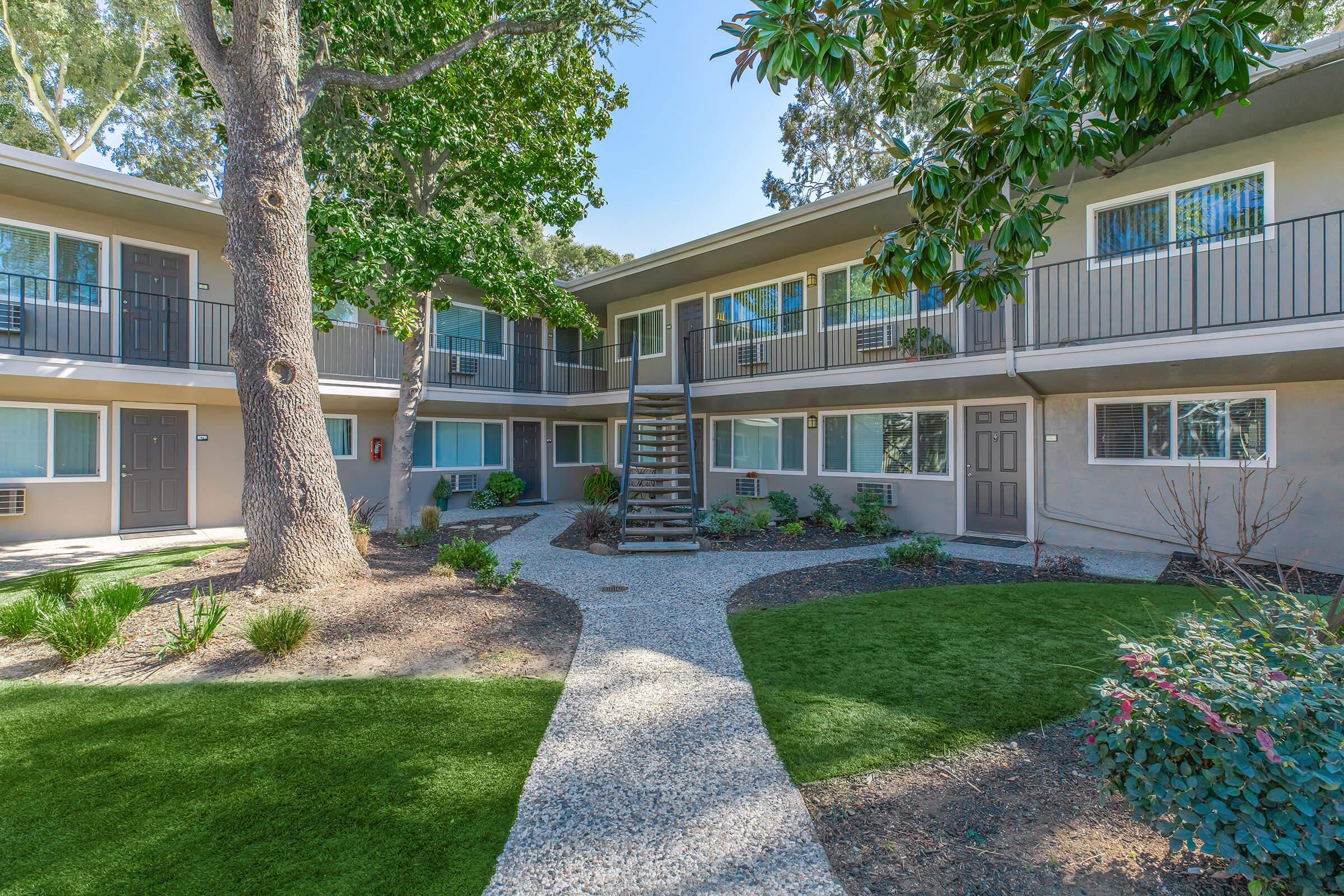 Landscaping at Park Lafayette in Lafayette CA