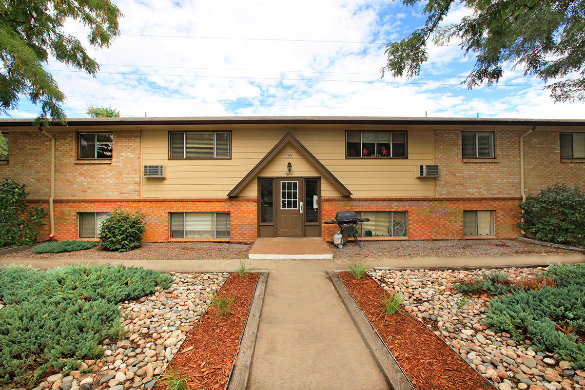 Country Lane Amenities