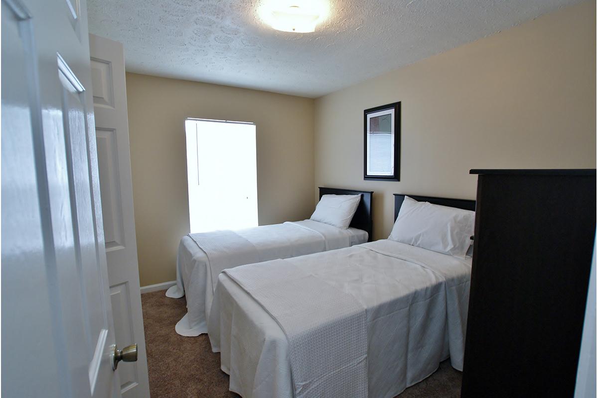 a bedroom in Murfreesboro, TN