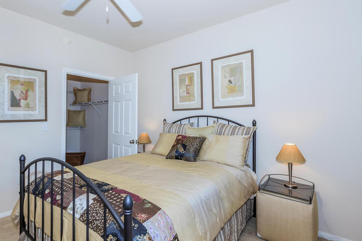 The Covington at Coronado Ranch Apartments - Photo Gallery