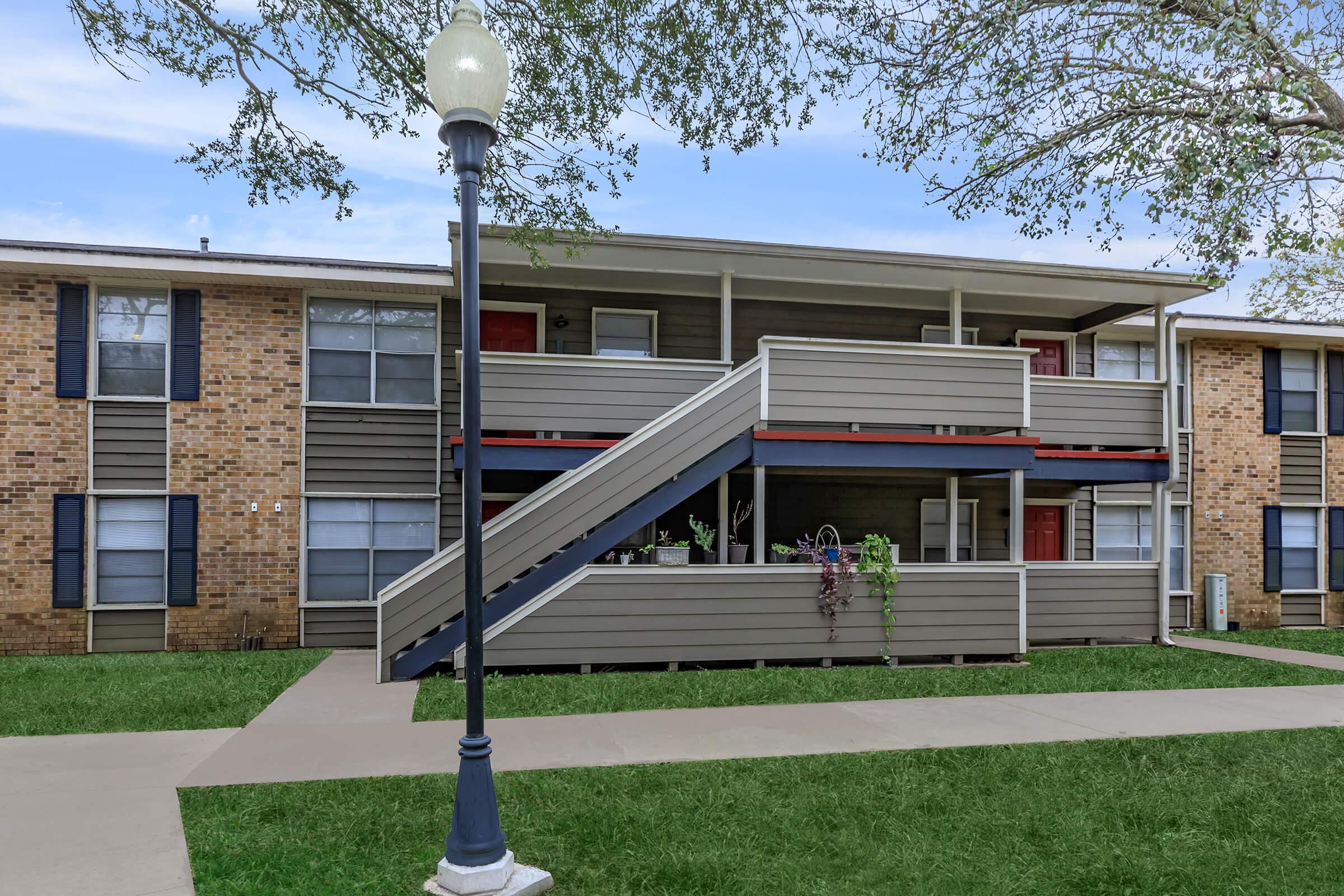 The Arts Apartments at Broussard Crossing Photo Gallery