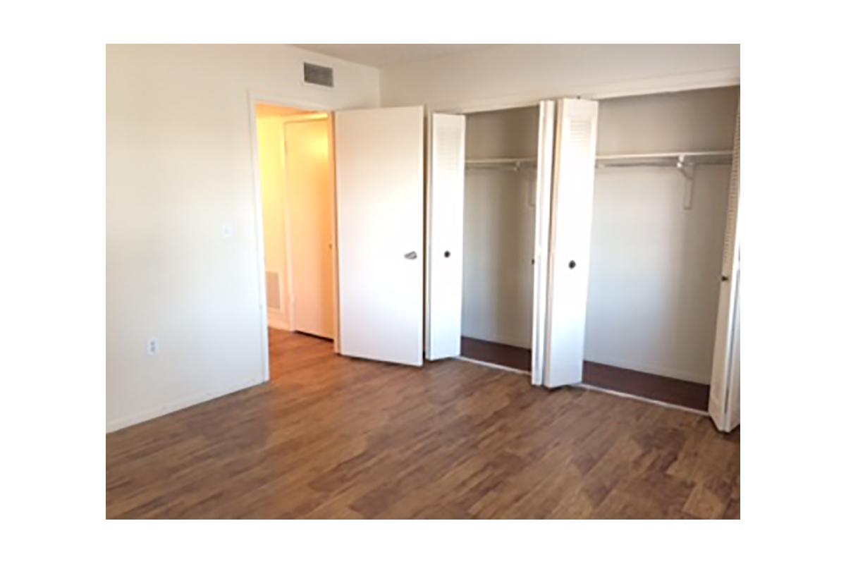 Bedroom.JPG