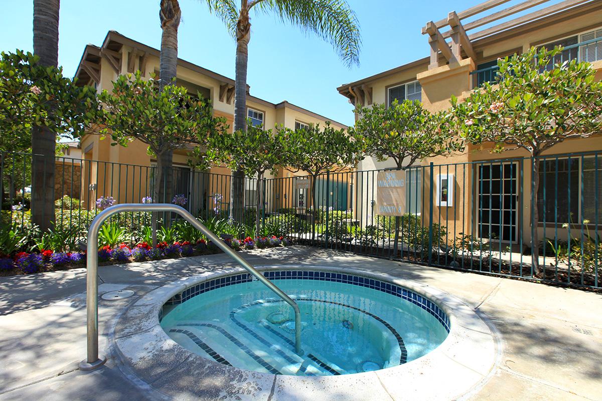 Seasons II Senior Apartments at Lakewood Apartments for Rent in Lakewood, CA