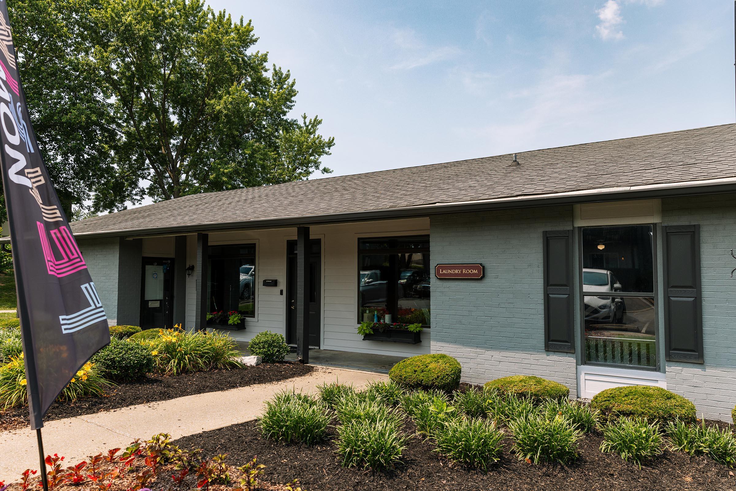 Leasing Office at Hunter Chase Apartments 