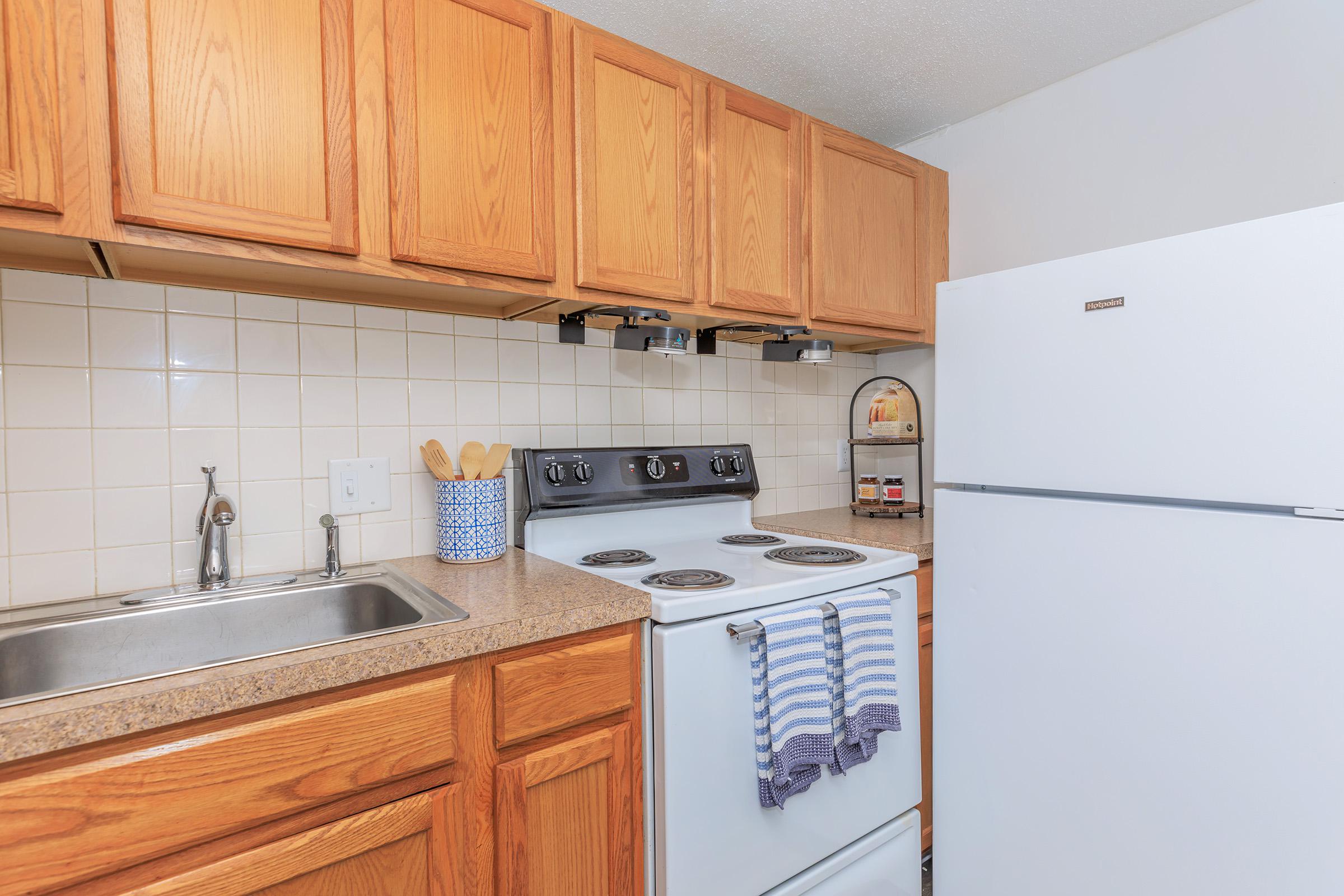 ALL-ELECTRIC KITCHEN