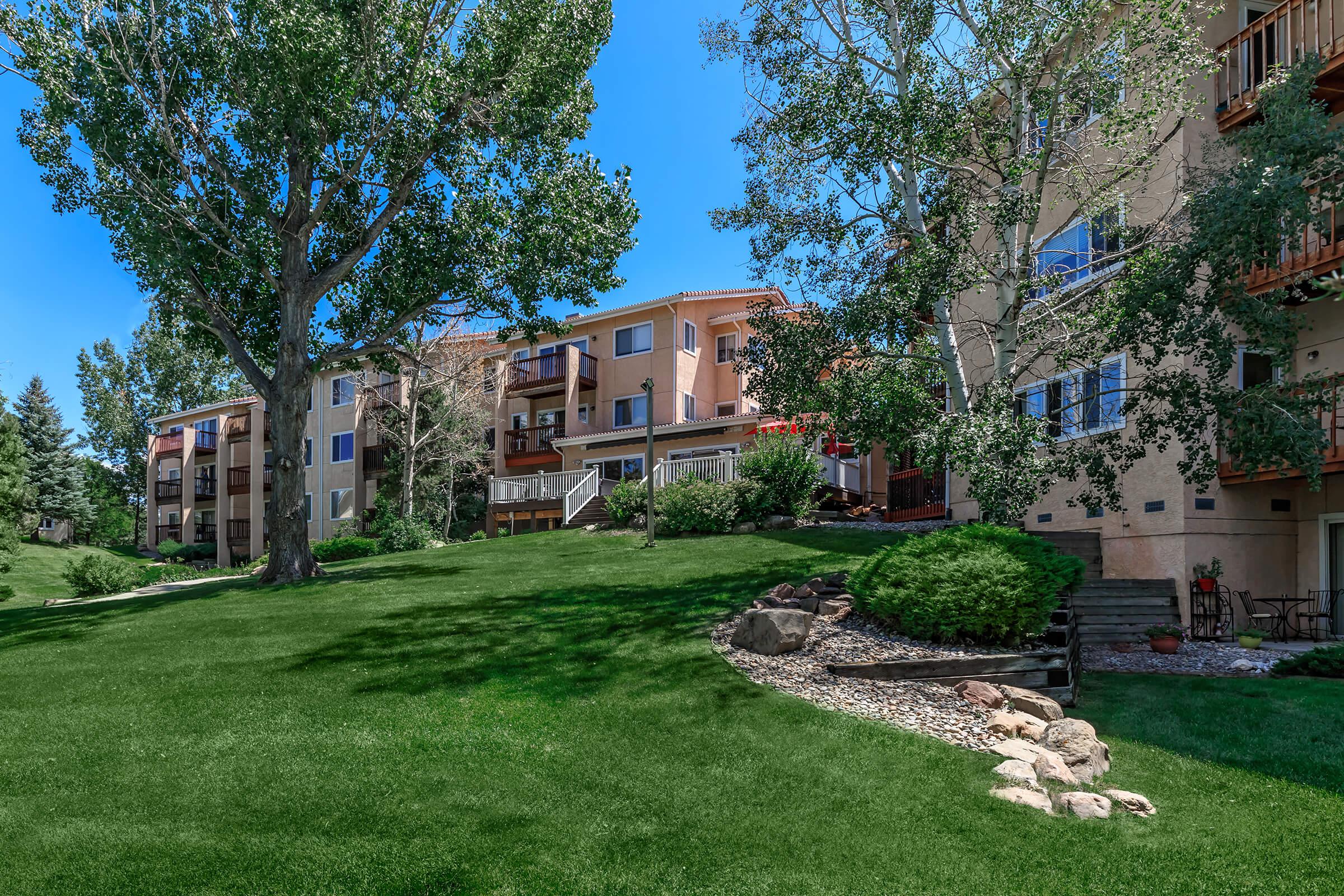 The Signature at Promontory Pointe Apartments in Colorado Springs, CO