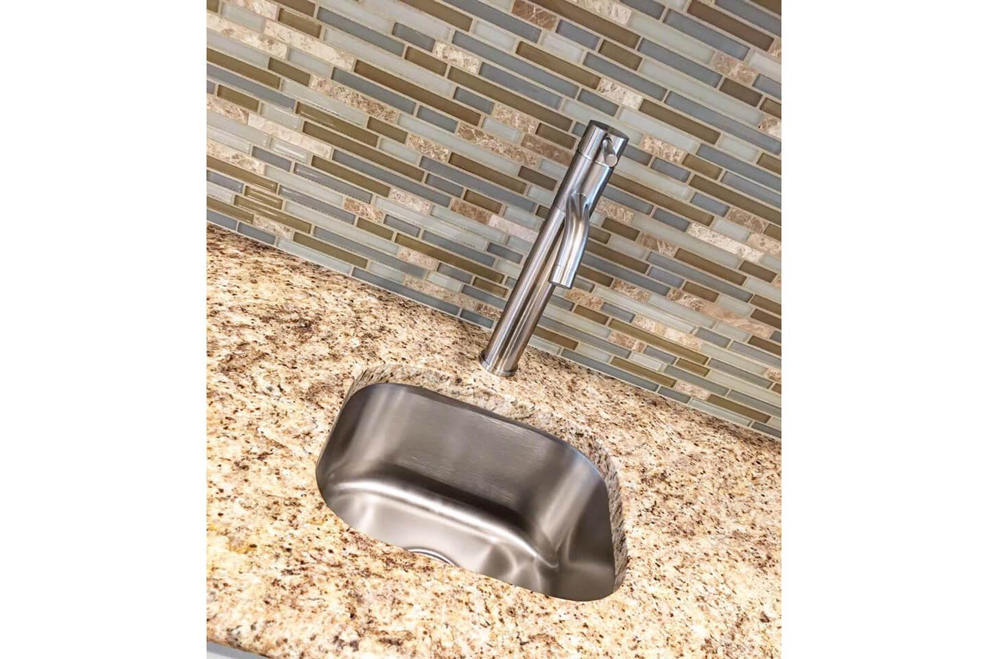 15DominionSquareInteriorKitchenSink2.jpg