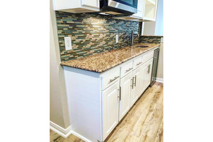 17DominionSquareInteriorKitchen.jpg