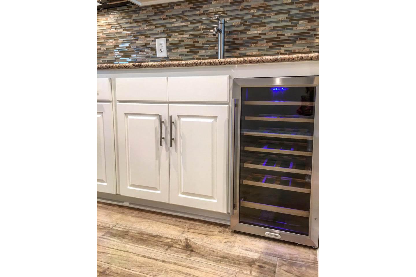 26DominionSquareInteriorWineFridge.jpg