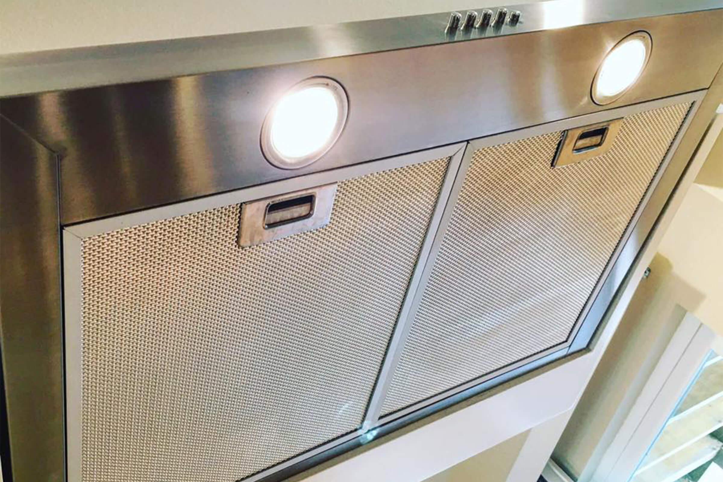 27DominionSquareInteriorRangeHood.jpg