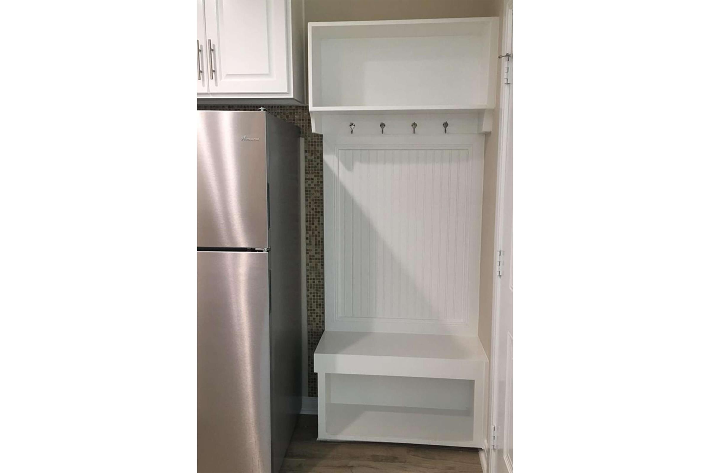 38DominionSquareInteriorKitchenExtraStorage.jpg