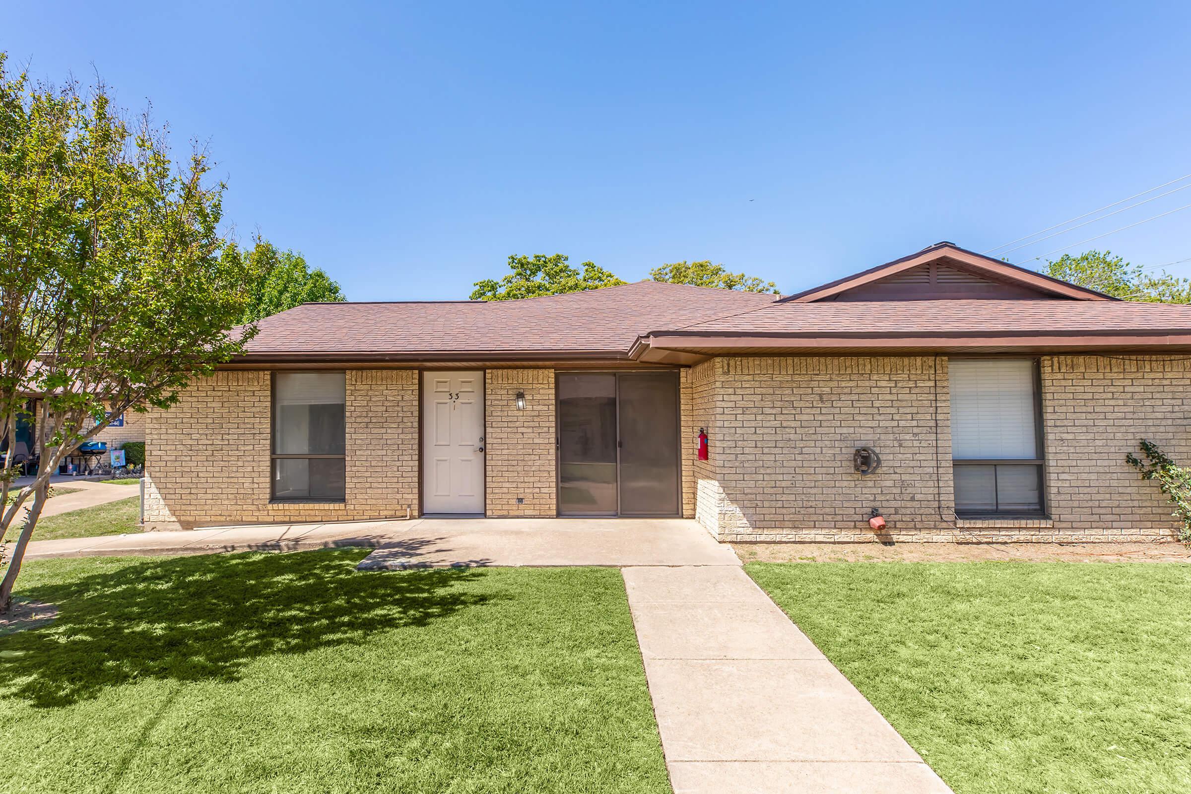 Town Creek Village Apartments exterior