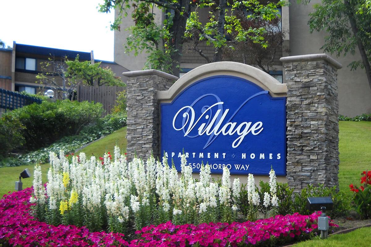 Pic 1 monument sign.jpg