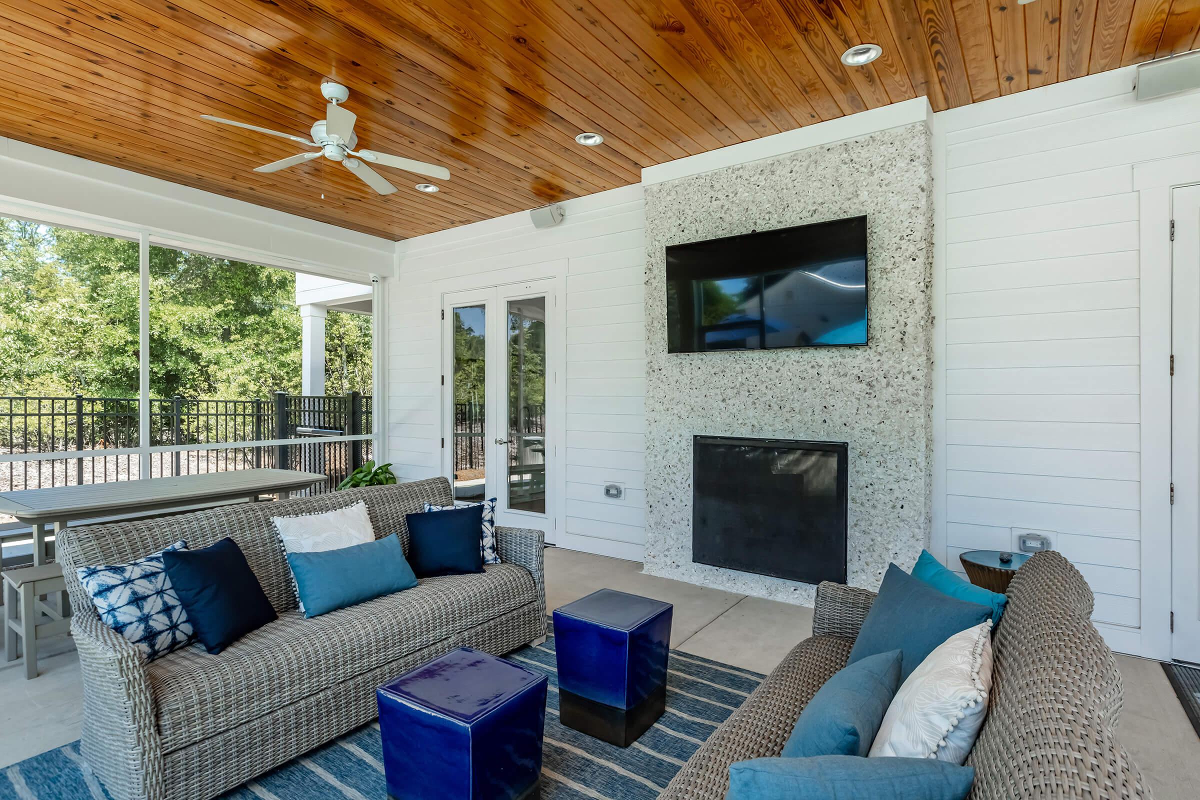 RELAX IN THE CLUBHOUSE WITH SCREENED PORCH AND FIREPLACE