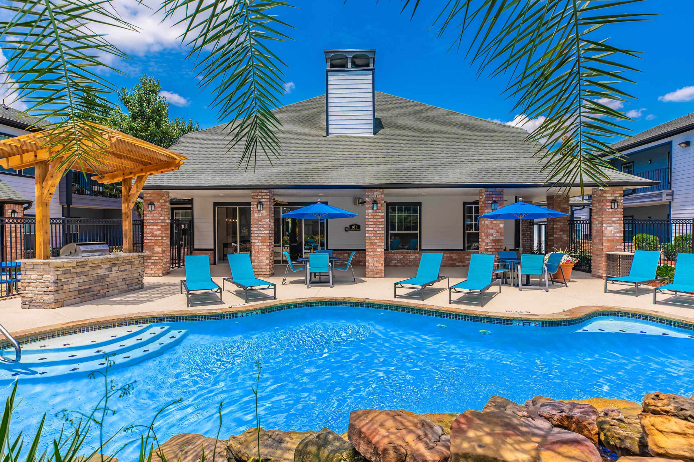 Fall Creek Square Apartments in HUMBLE, TX