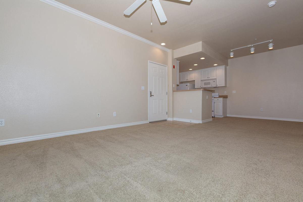 01b_Living Room.jpg