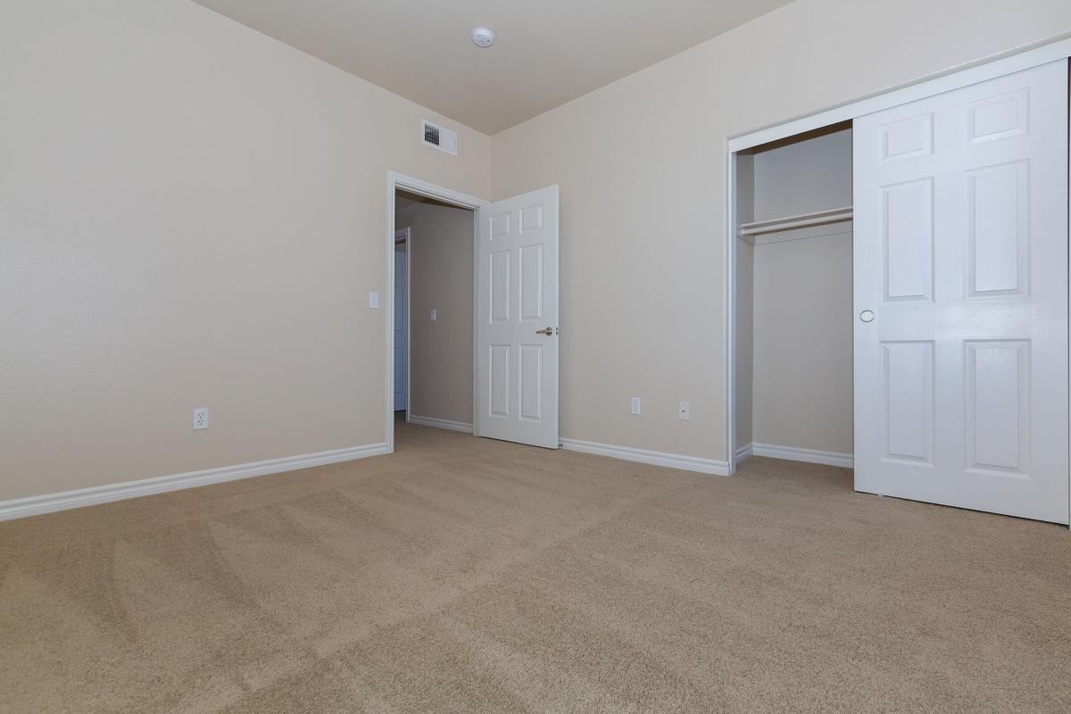 05b_Second Bedroom.jpg