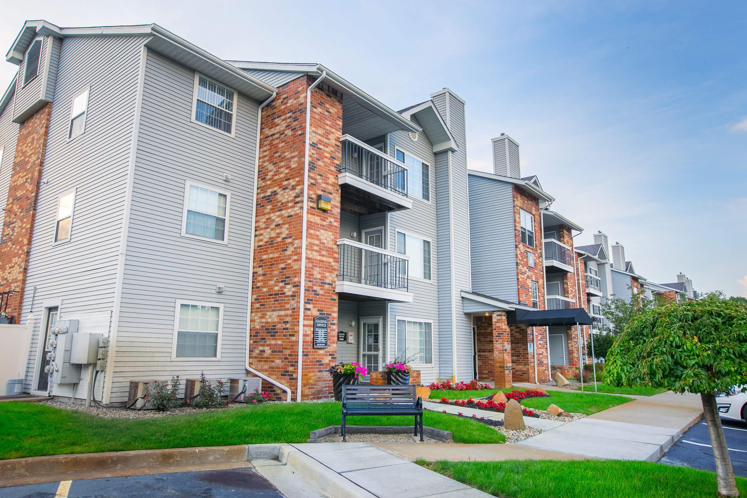 Landings at the Preserve Battle Creek MI - Exterior 5.jpg