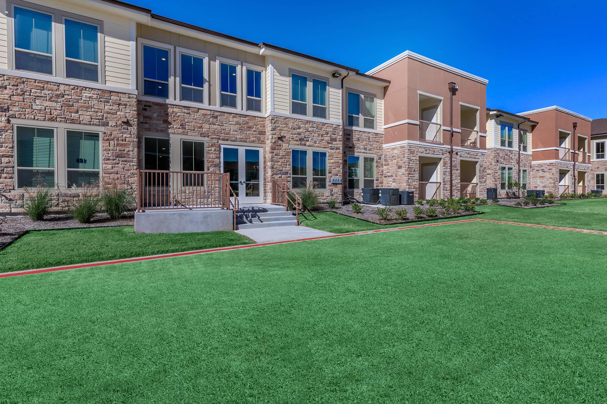 ONE AND TWO BEDROOM APARTMENTS FOR RENT IN GARLAND, TX