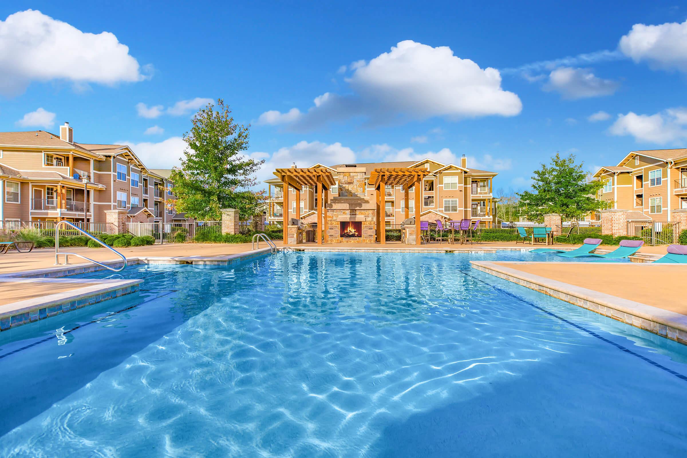 Riverside at Rockwater - Apartment Living in North Little Rock, AR