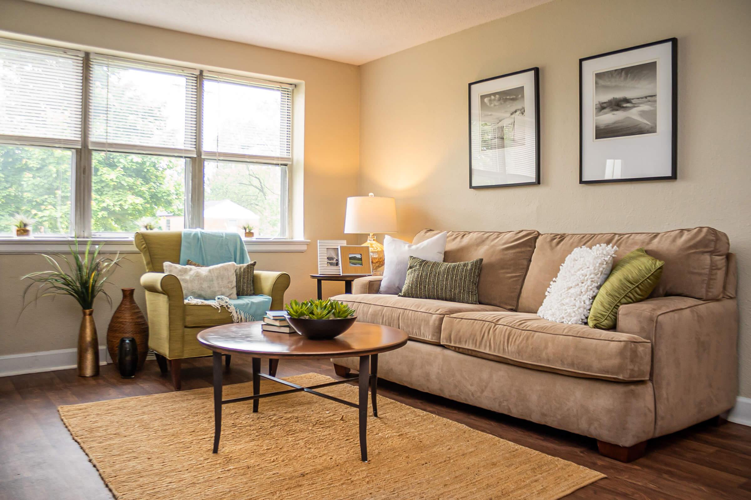 1BR Den (1).jpg