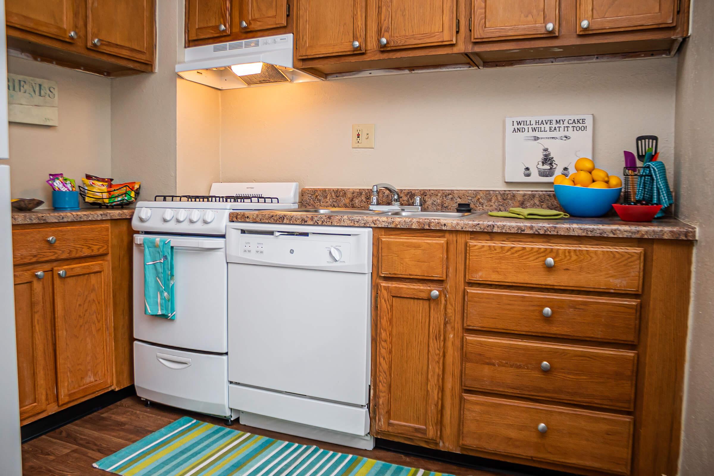 1BR Den (7.1).jpg