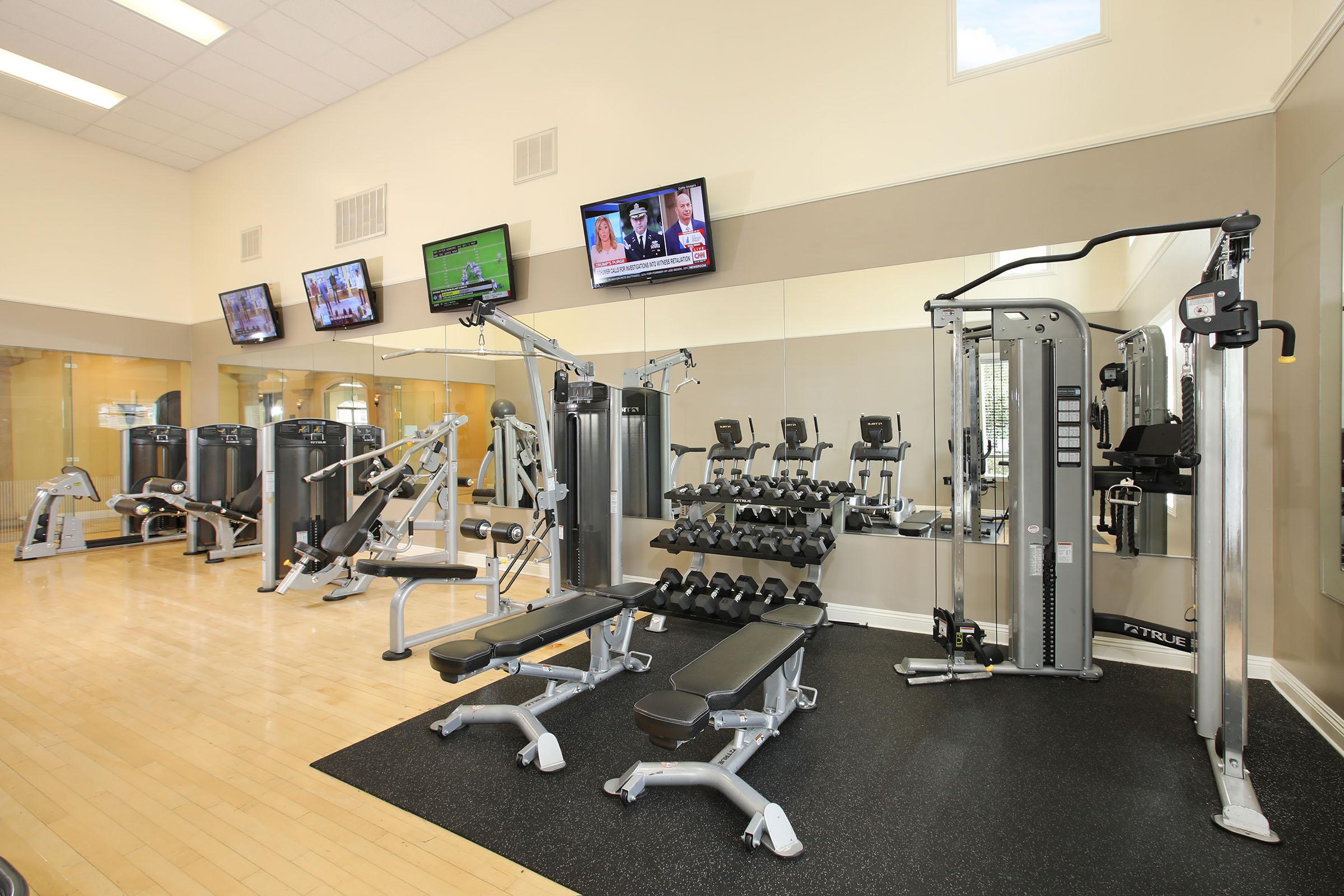 STATE-OF-THE-ART FITNESS CENTER