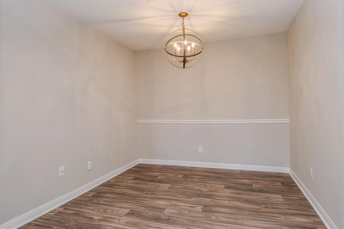 Bentley Dining Room at Madison Landing at Research Park Apartments in Madison, AL