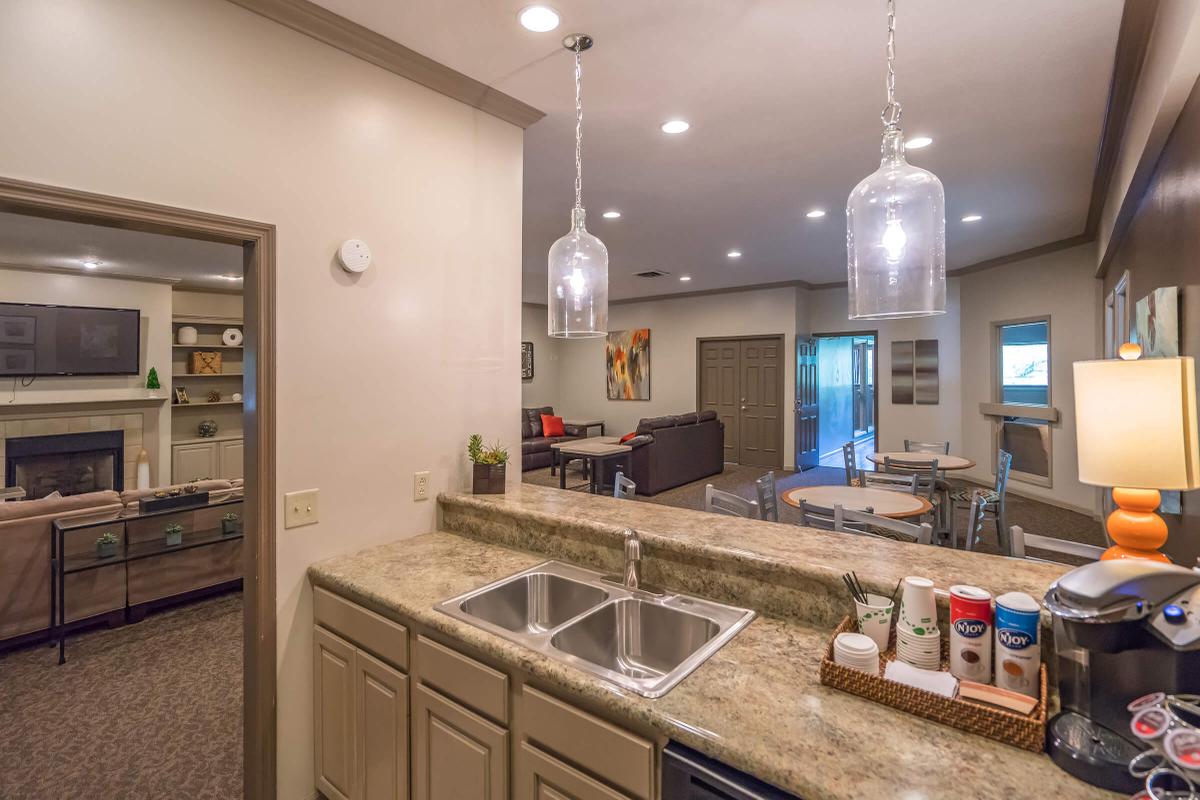 Coffee Bar with Wi-Fi in Resident Lounge
