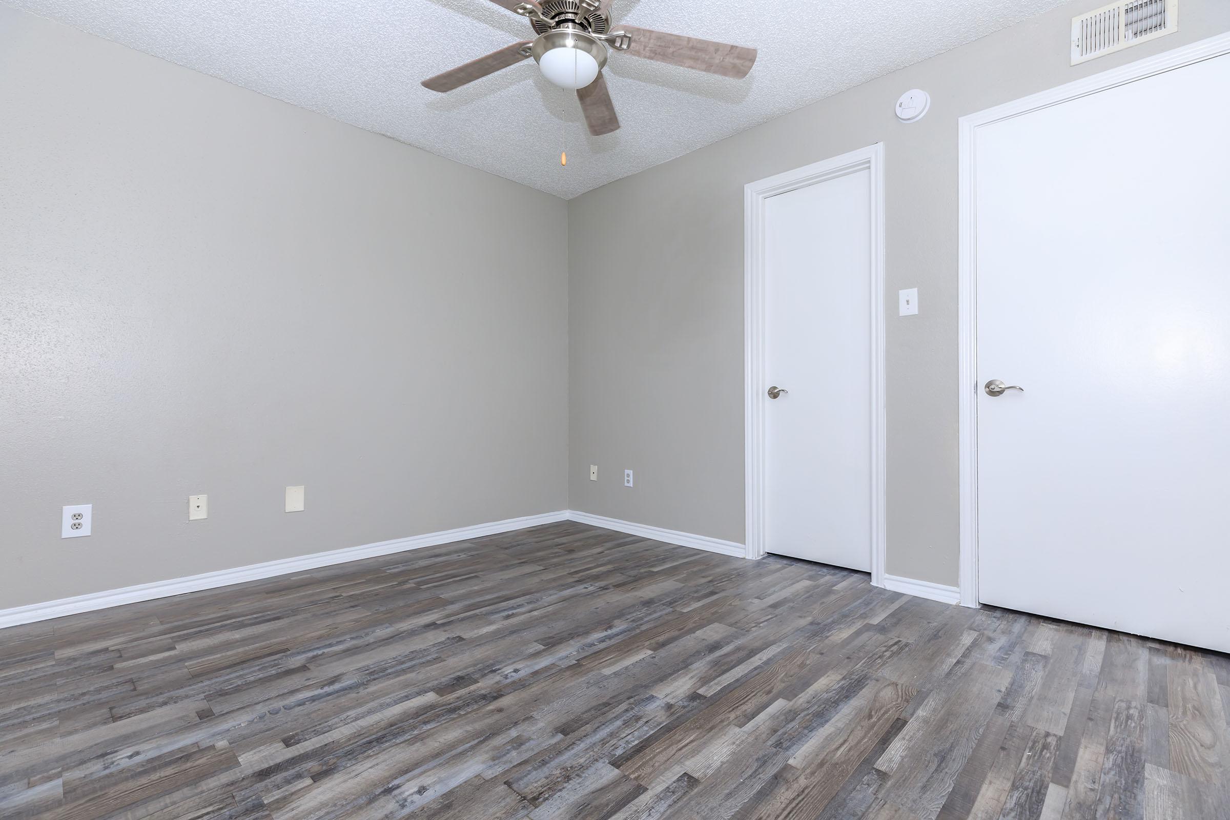 TWO BEDROOM APARTMENT FOR RENT IN LANCASTER, TEXAS