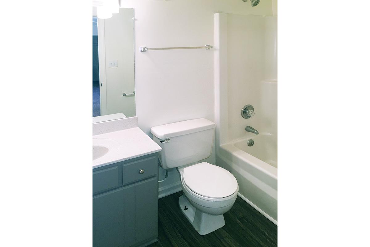 FULL BATHROOM ATUNIVERSITY VILLAGE AT WALKER ROAD IN JACKSON, TENNESSEE