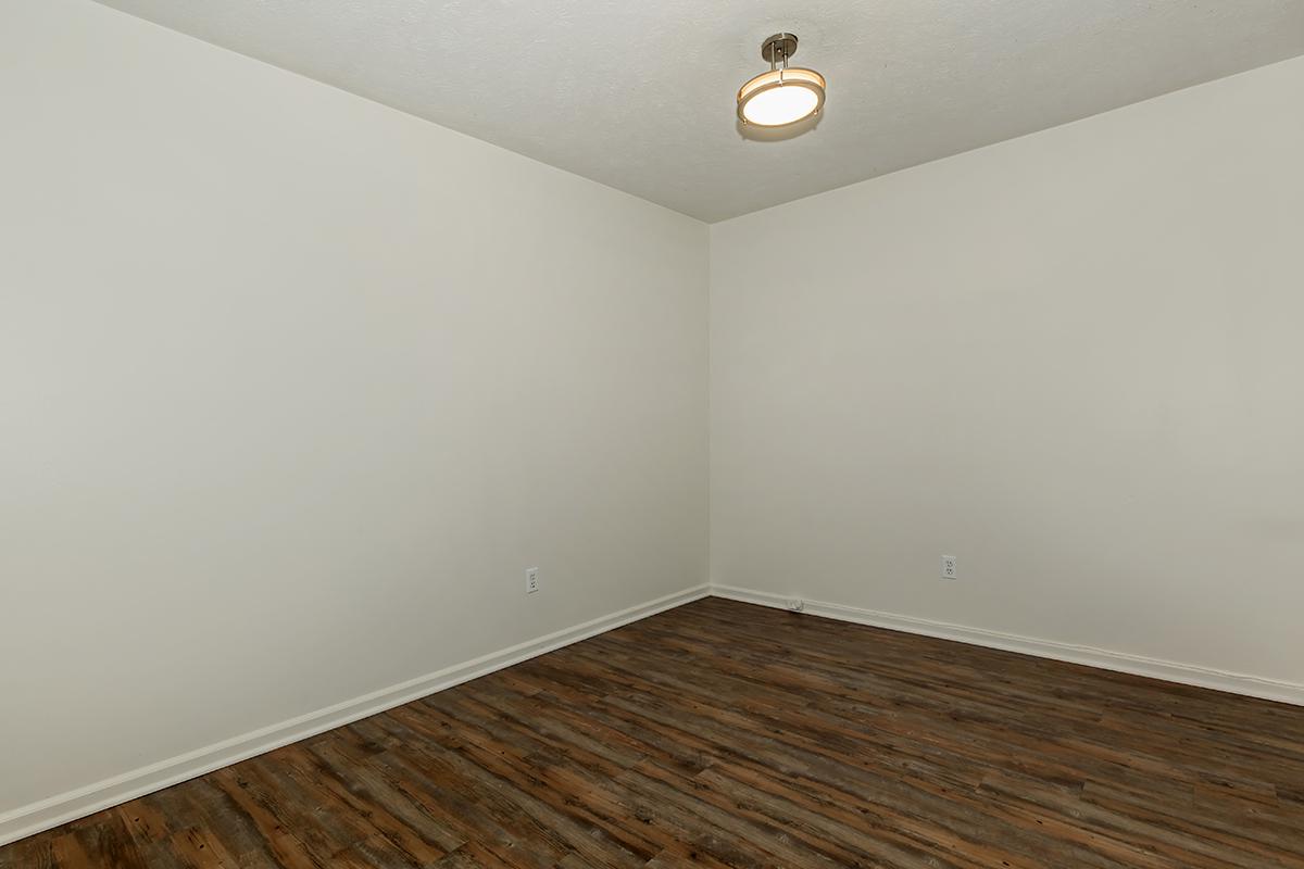COMFORTABLE BEDROOMS AT UNIVERSITY VILLAGE AT WALKER ROAD IN JACKSON, TENNESSEE