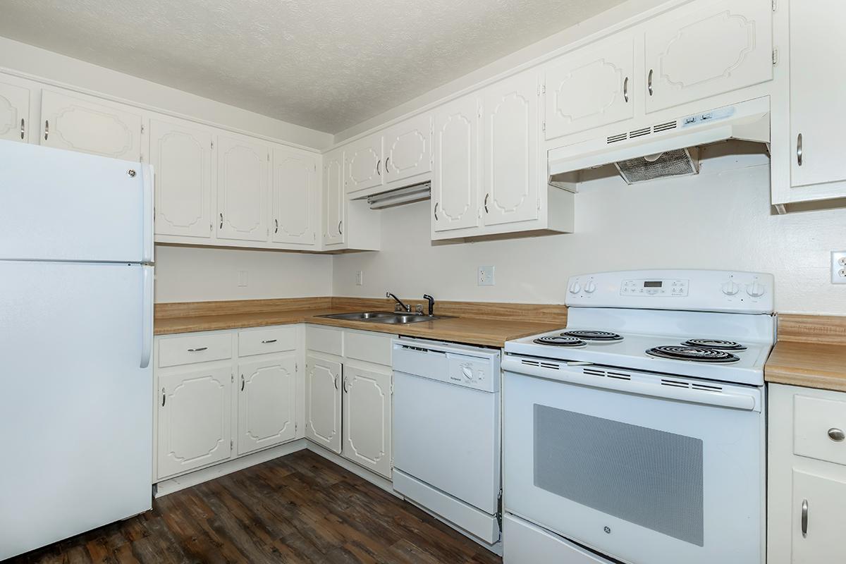 SPACIOUS KITCHEN AT UNIVERSITY VILLAGE AT WALKER ROAD IN JACKSON, TENNESSEE
