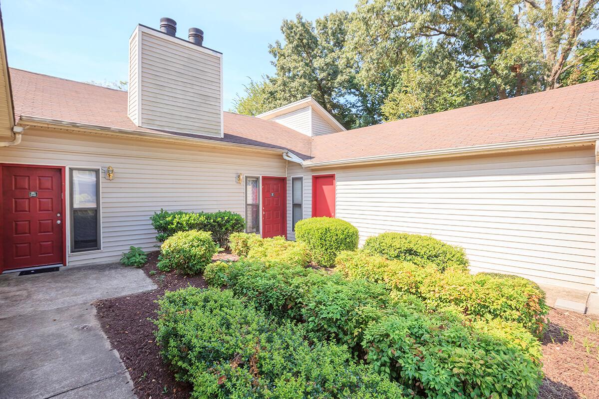 TWO AND THREE BEDROOM OPTIONS AT UNIVERSITY VILLAGE AT WALKER ROAD IN JACKSON, TENNESSEE