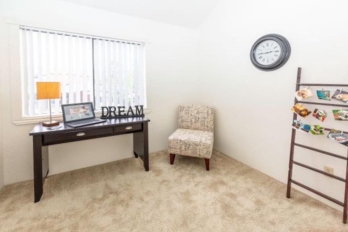 bedroom-eastside-tucson-az-apartments.jpg