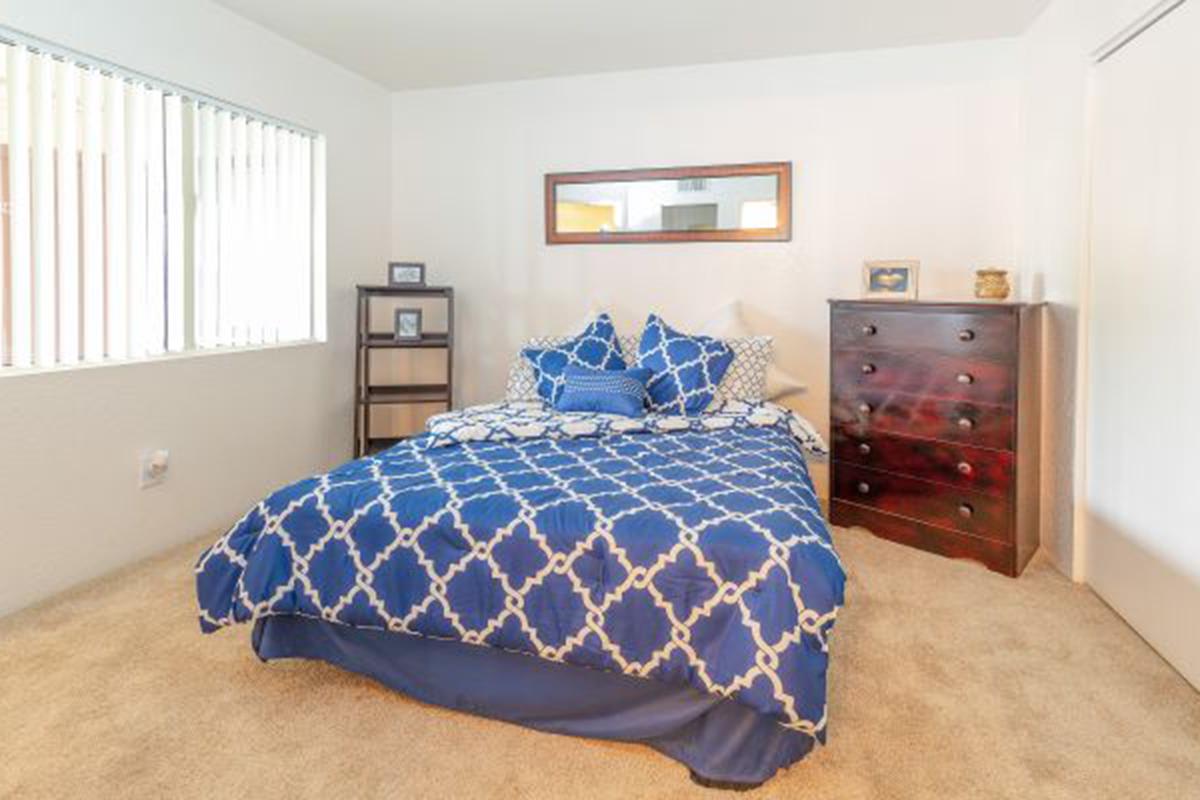 master-bedroom-apartments-tucson-az.jpg