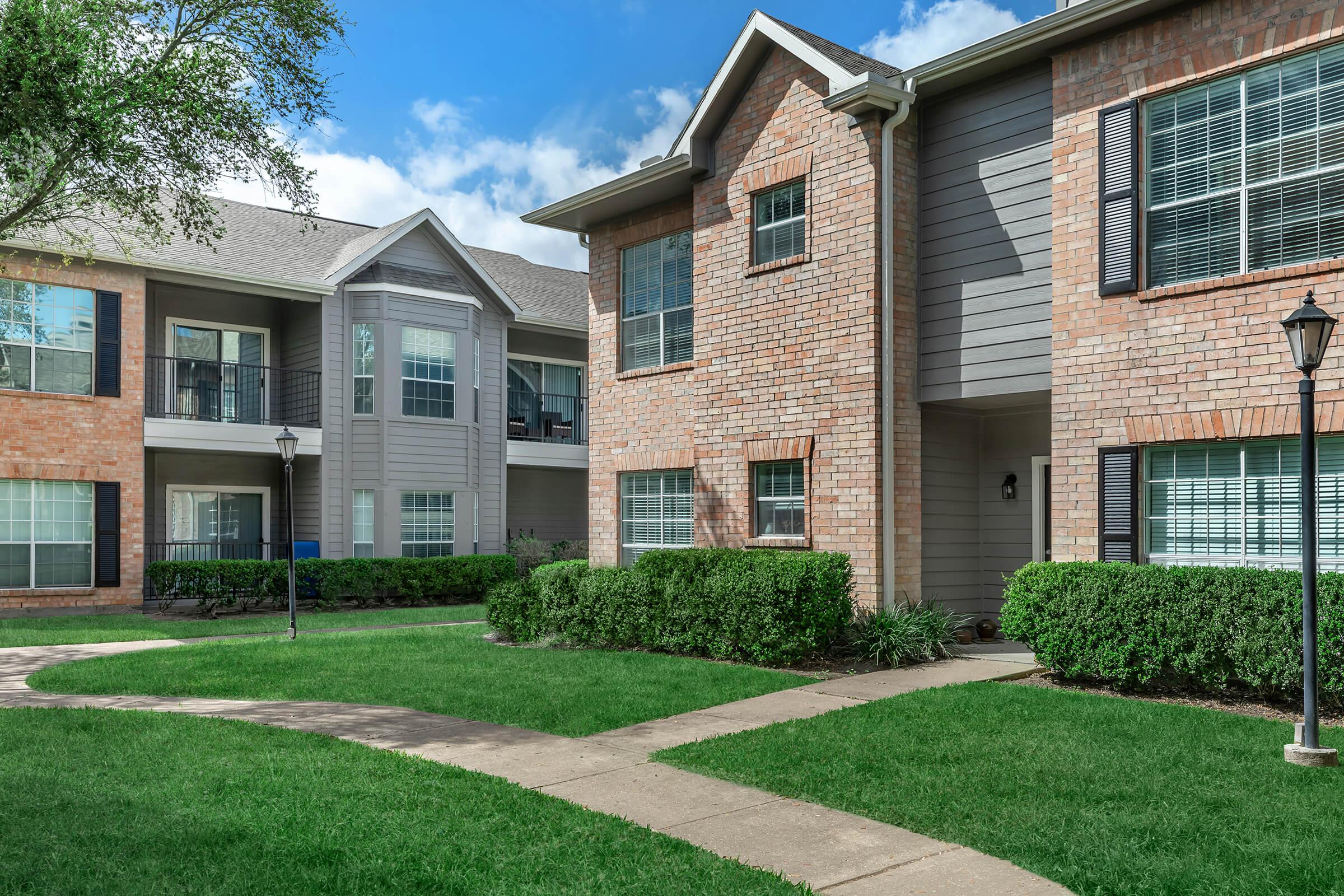 WELCOME TO RICHMOND TOWNE HOME APARTMENTS IN HOUSTON, TX