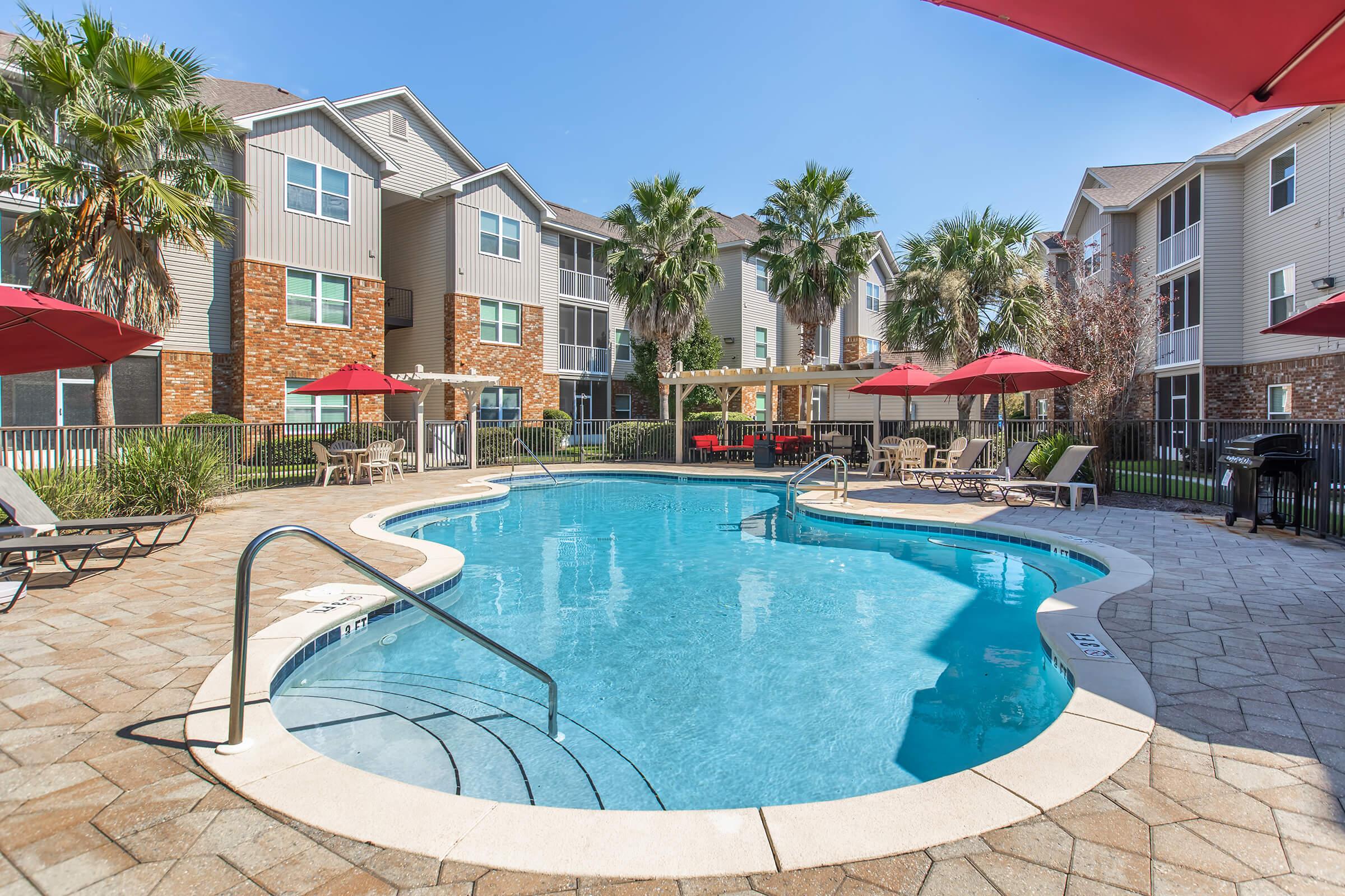 a pool outside of a building