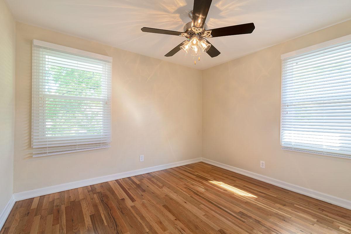 Bedrooms with Ceiling Fans