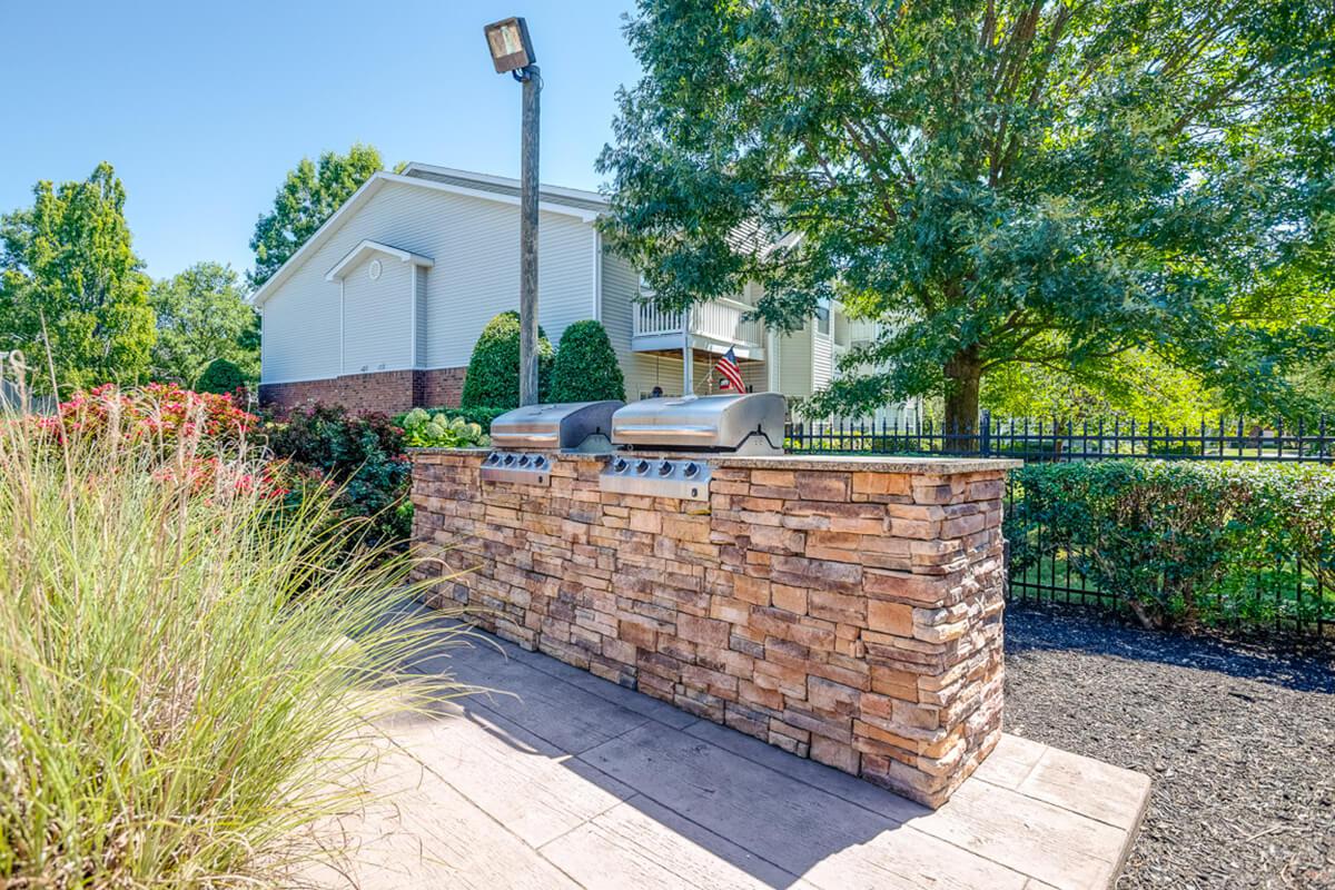 Waterford Place Apartments in Murfreesboro, TN - Swimming Pool 06.jpg
