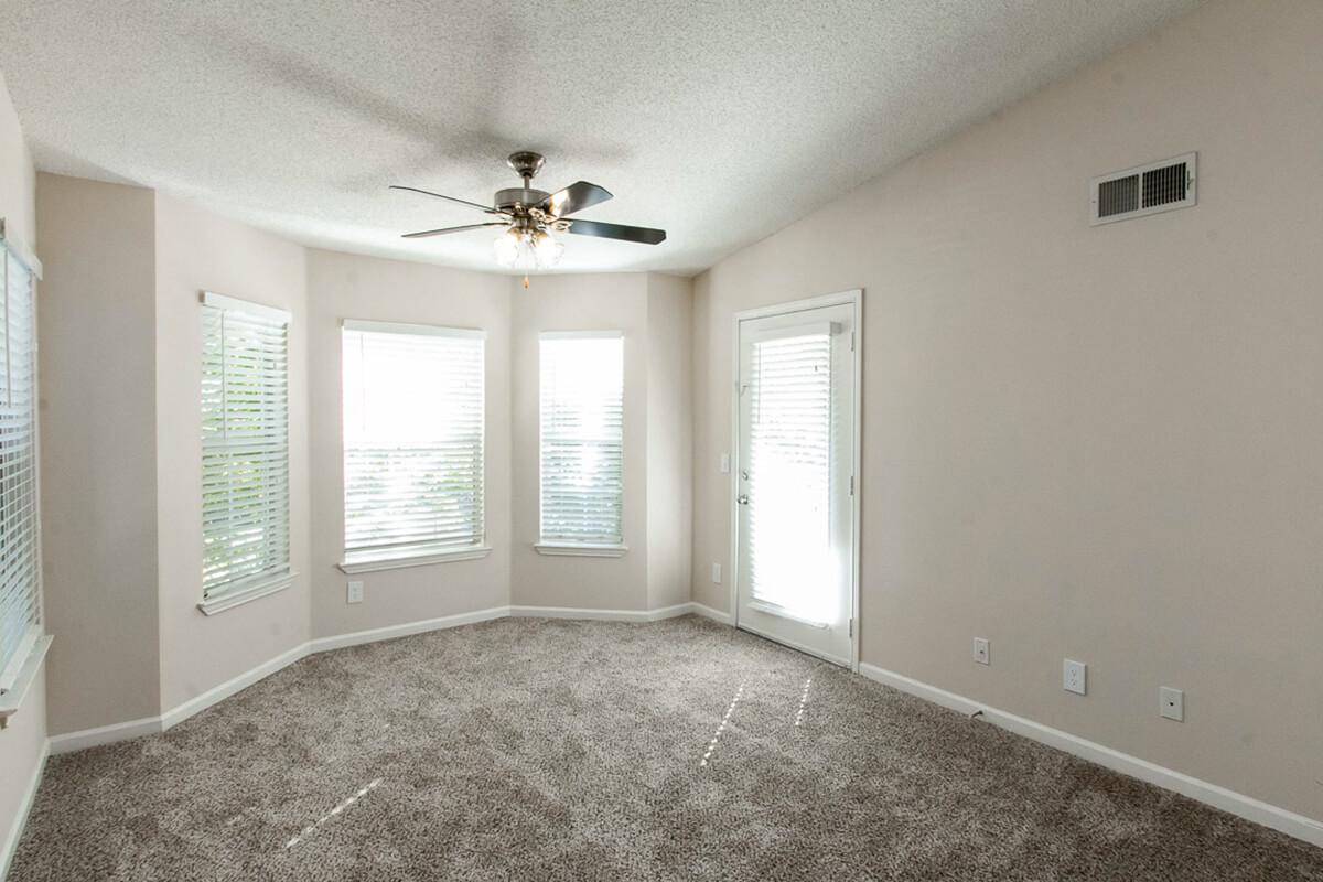 Waterford Place Apartments in Murfreesboro, TN - Interior 18.jpg