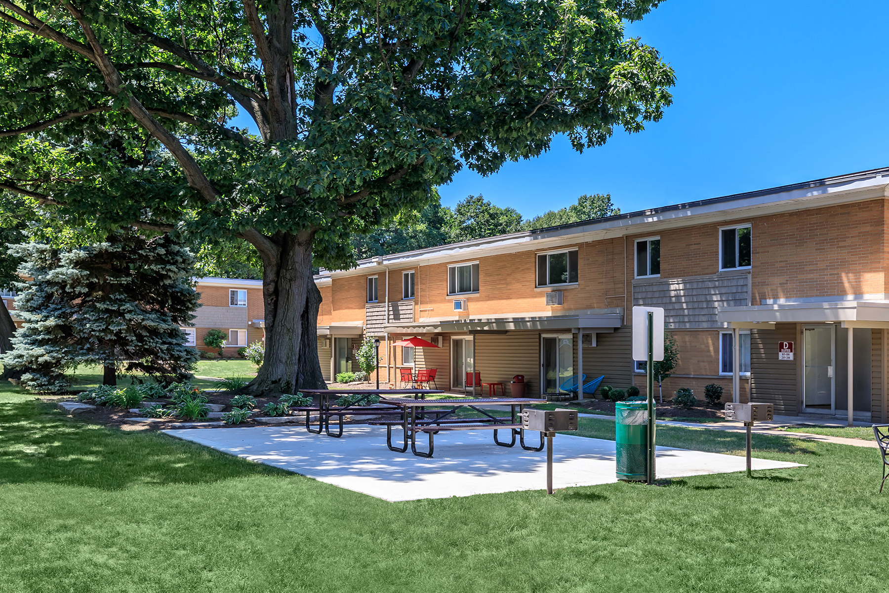 Willo Park Apartments Amenities