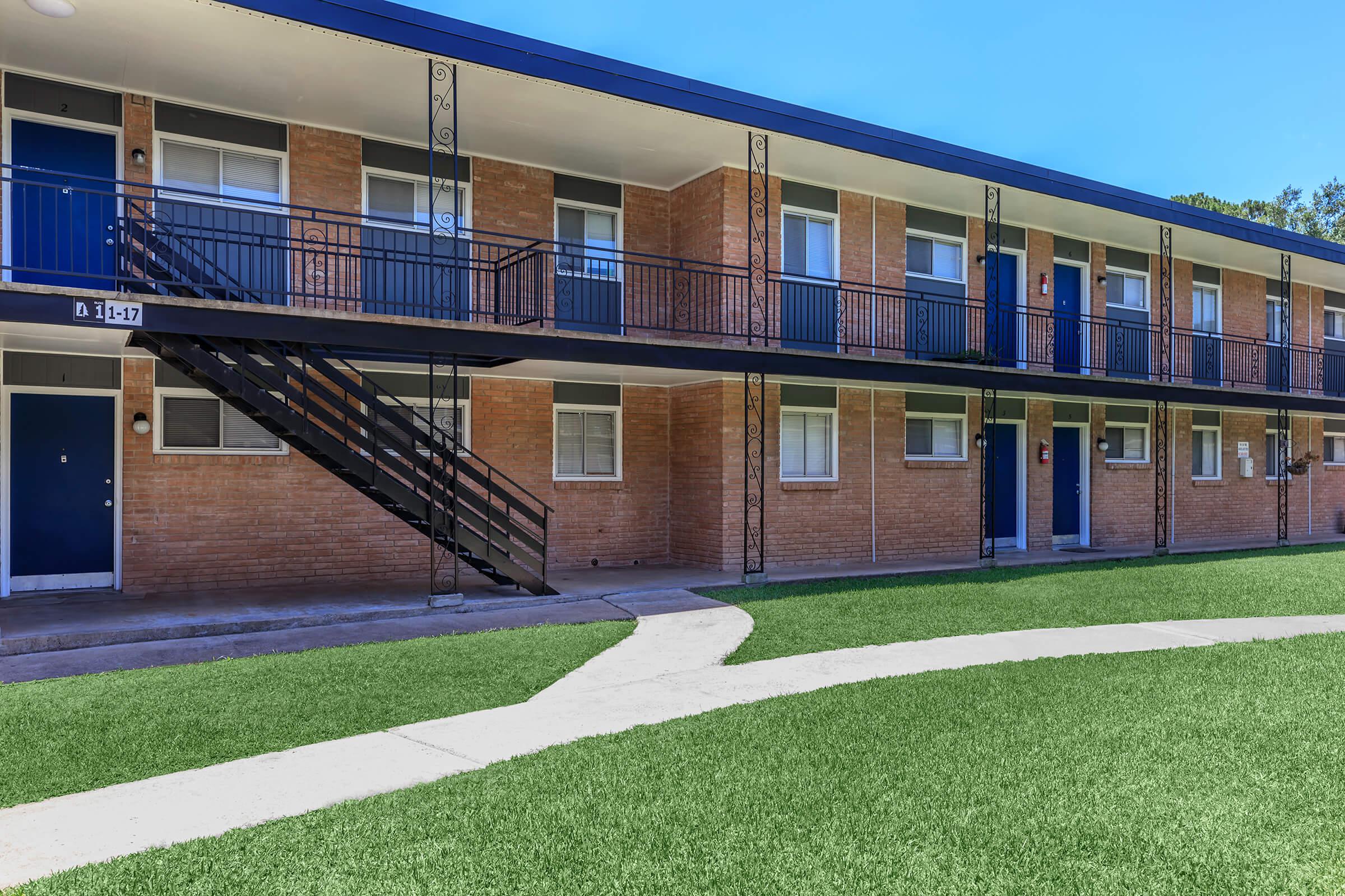 Pine Village Boutique Apartments Photo Gallery