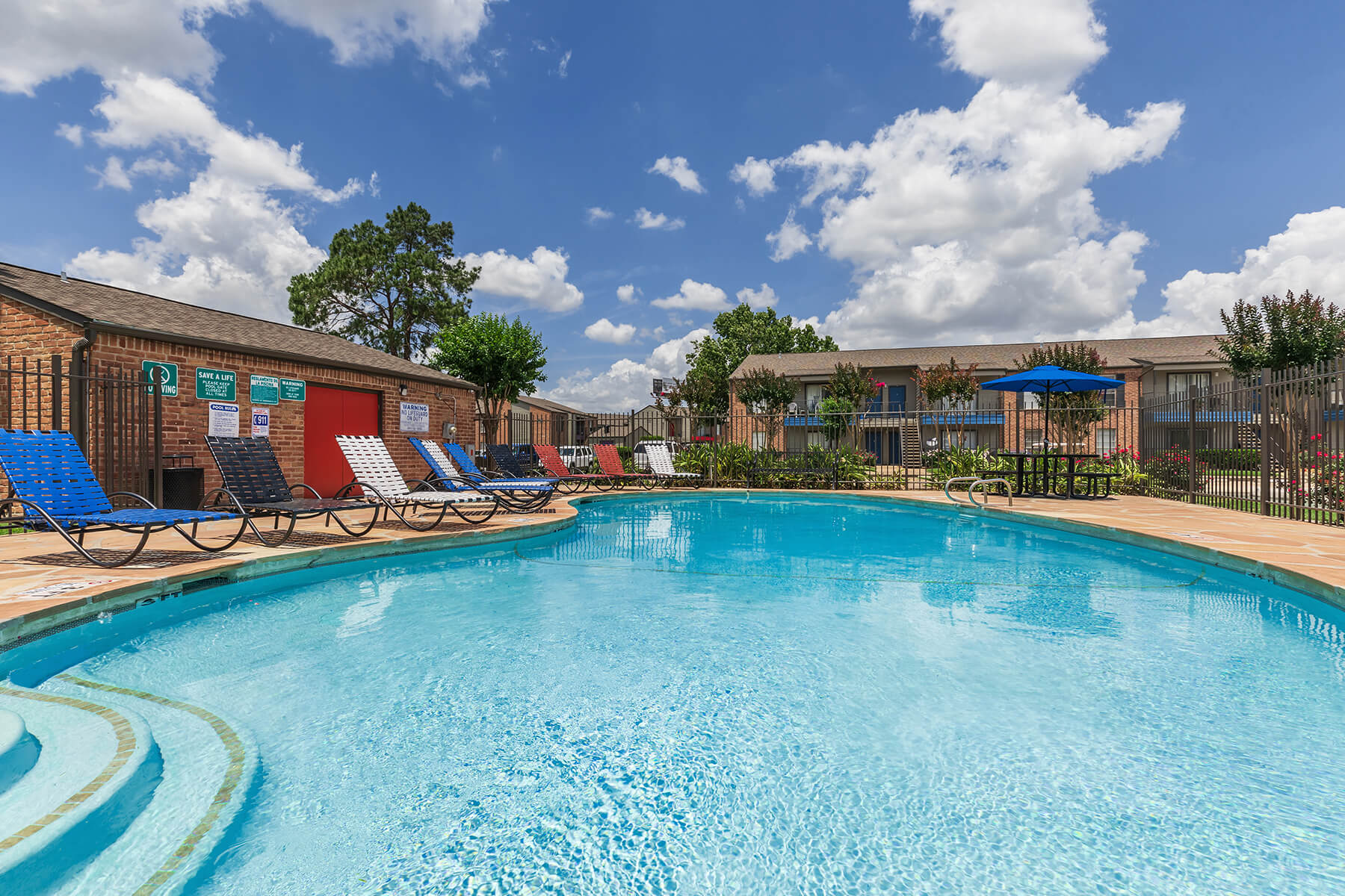 Contact Willow Bend in Houston, TX