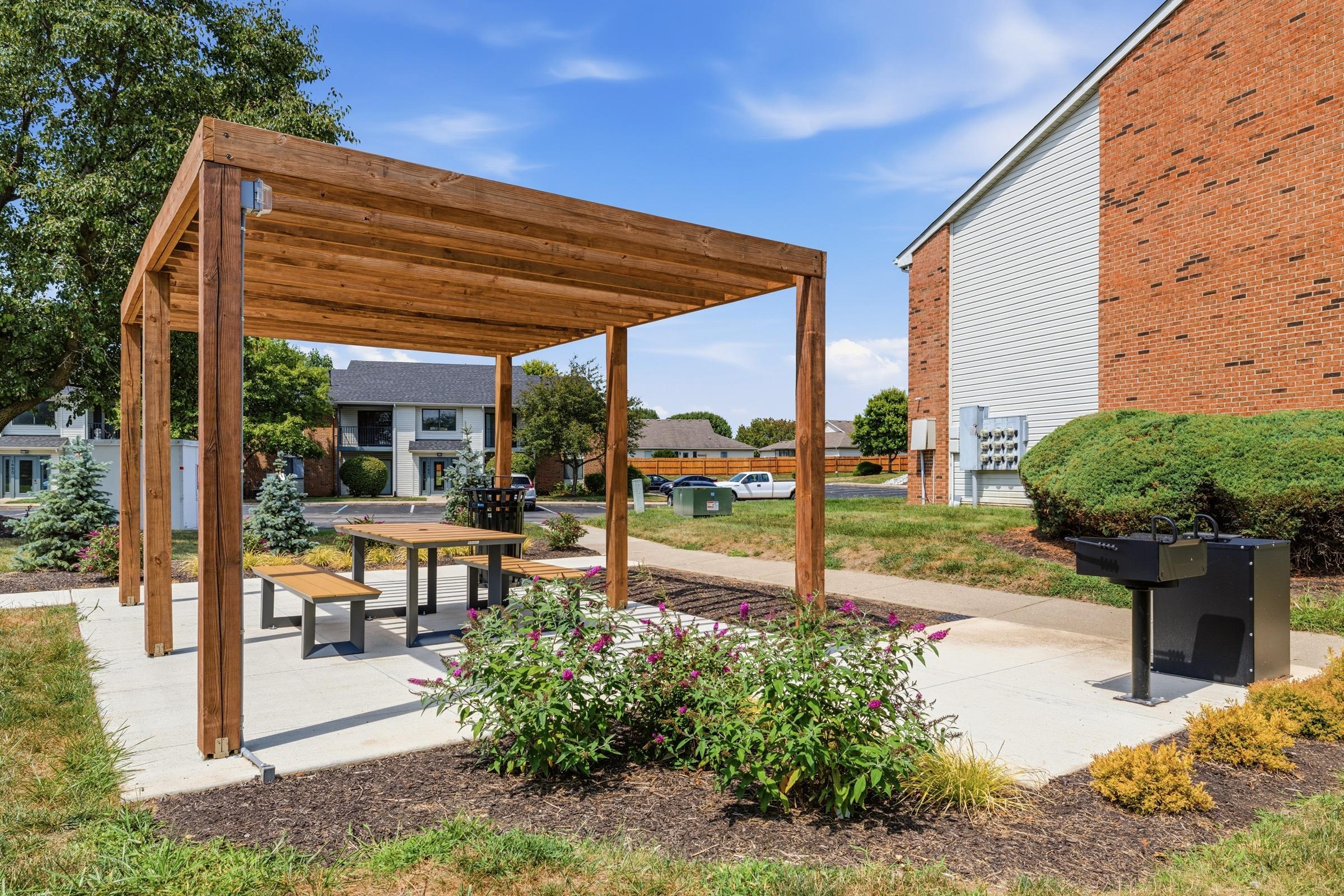  Picnic & BBQ Station