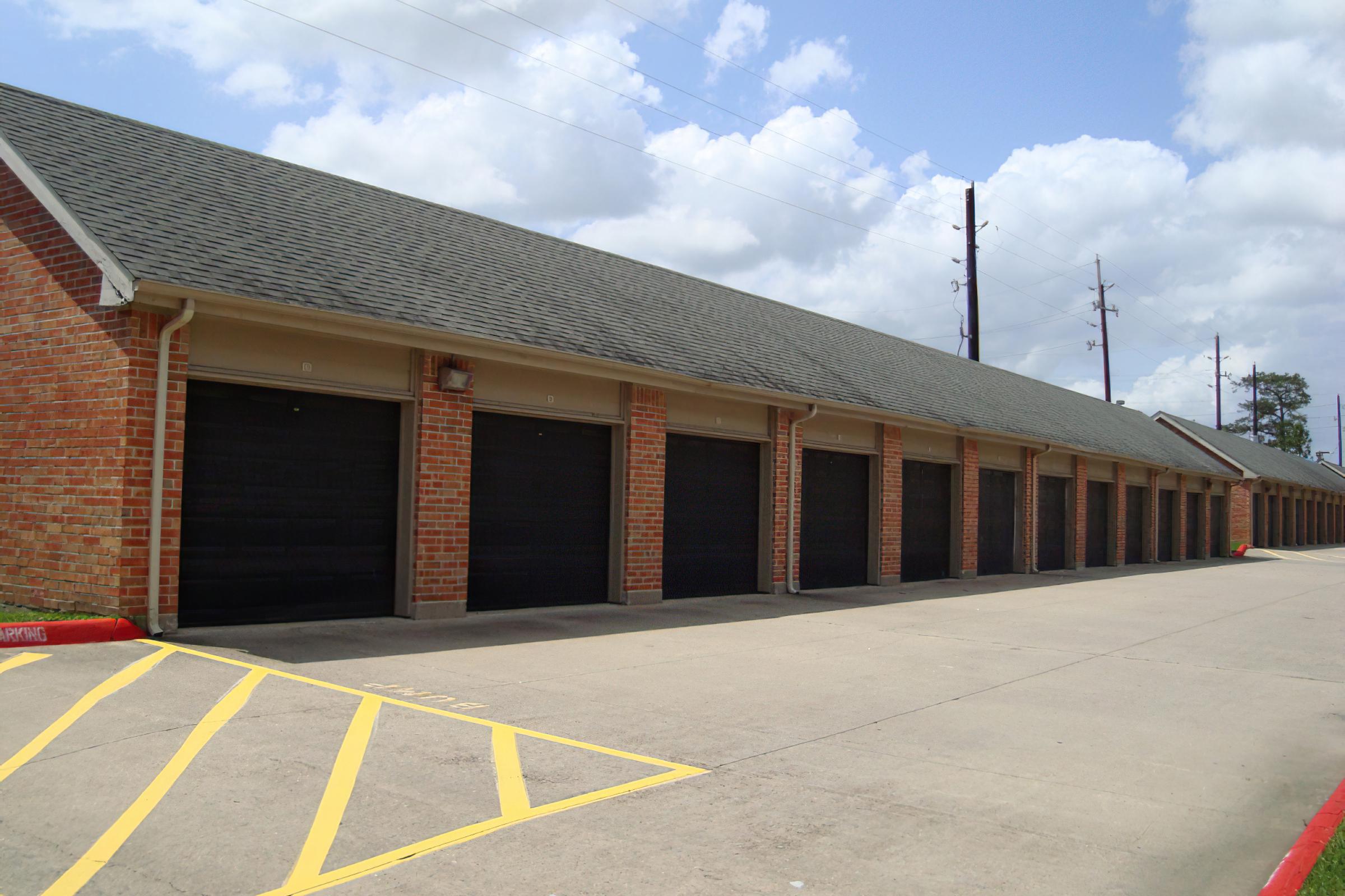 Spring Park garages