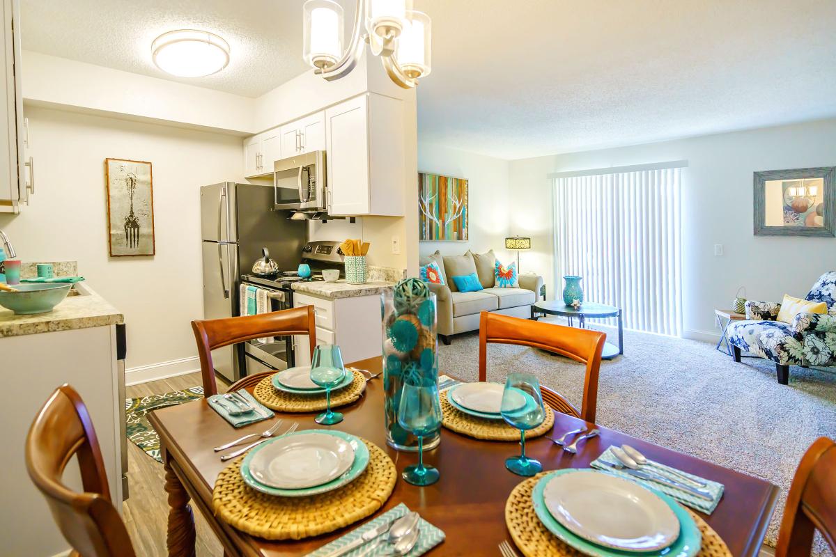 Spacious 1 Bedroom Apartment At Nob Hill In Nashville, TN