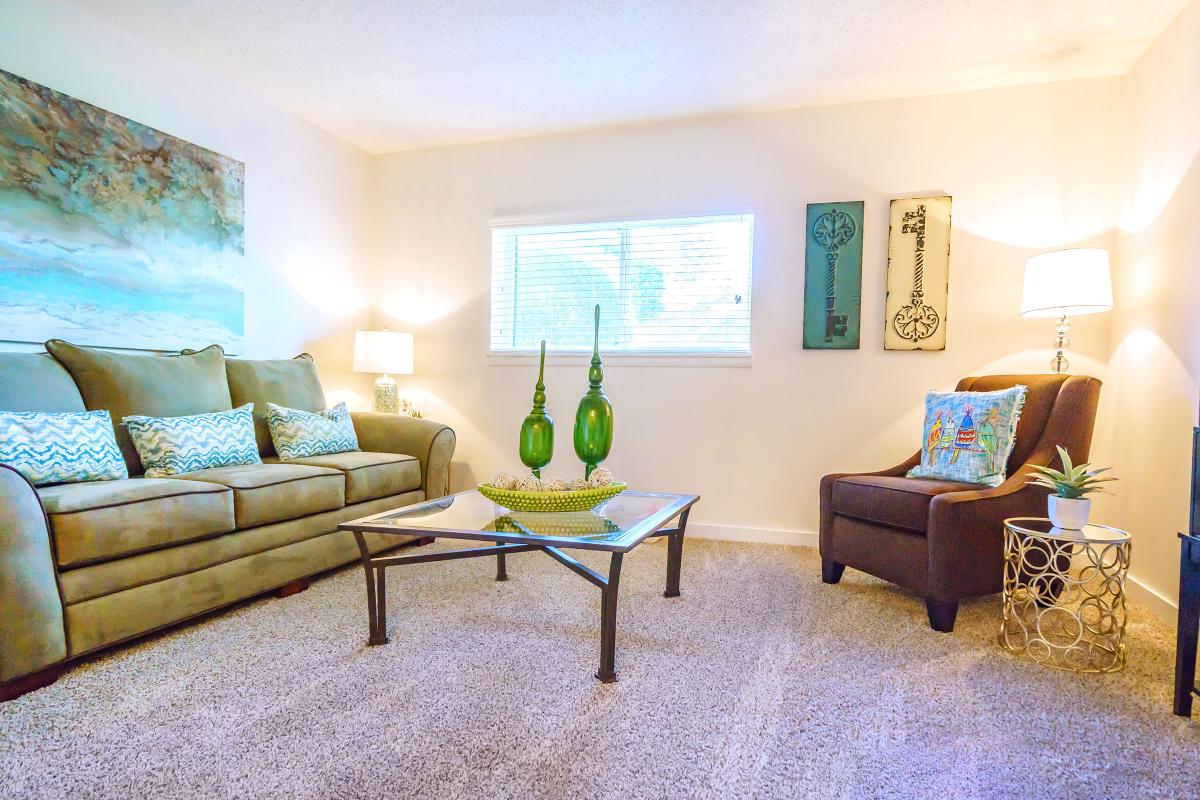 Spacious Living in Nob Hill in Nashville, TN